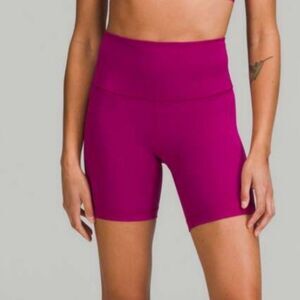 Lululemon Wunder Train High Rise Shorts 8" Women's Size 2